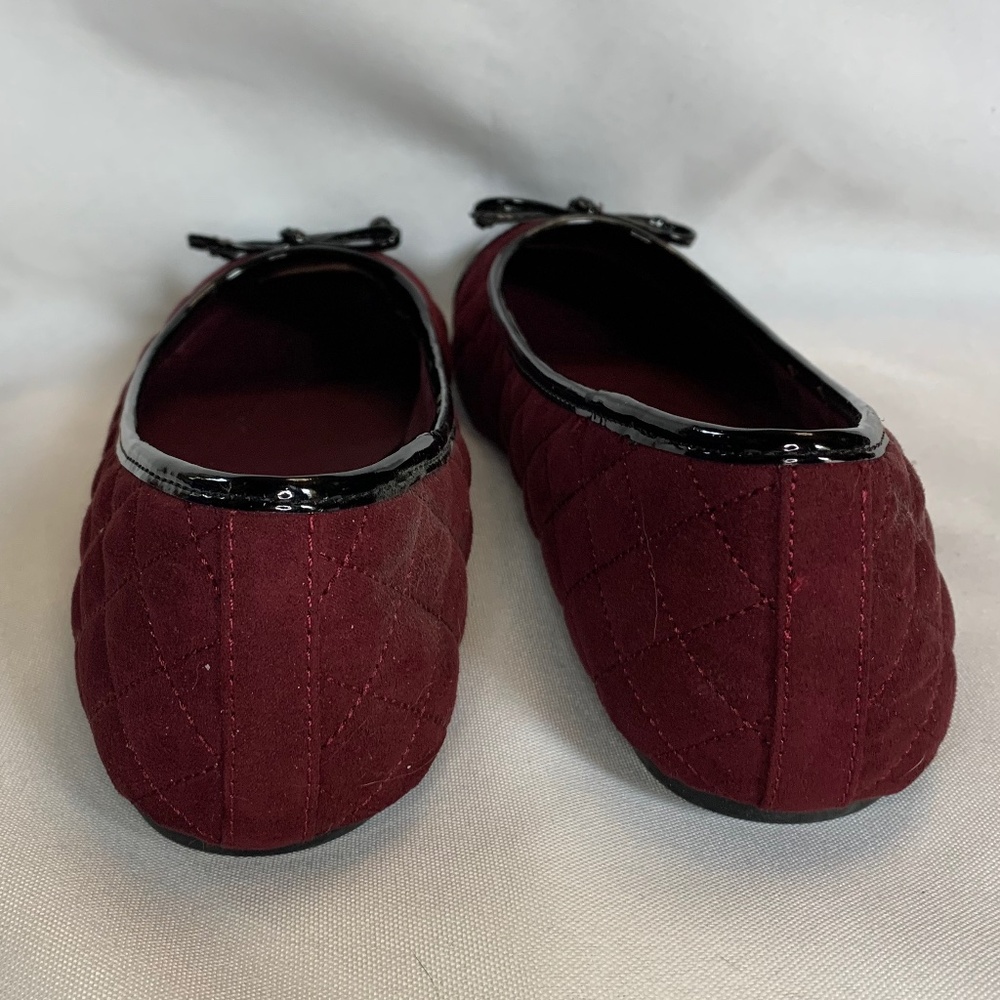 NIB! East 5th Slide on Dress Flats in Wine and Black! Size 11 W! - Picture 3 of 8